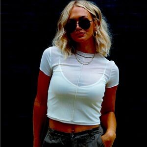 BY VICI BOUTIQUE BRAND NEW MINNA SHEER CROP TOP!❤️